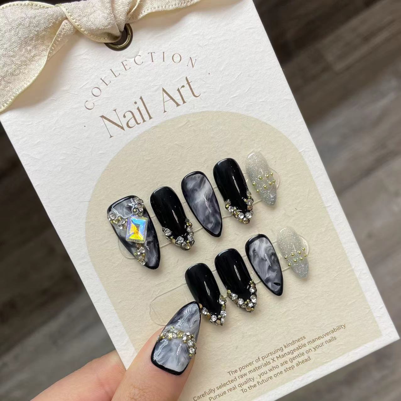 手作りのヨーロピアンスタイルの偽の爪,黒いクリスタルのデザイ - Nail Art Pink のレビューと価格